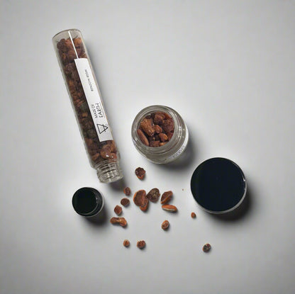 Botanicals, Herbs & Resins